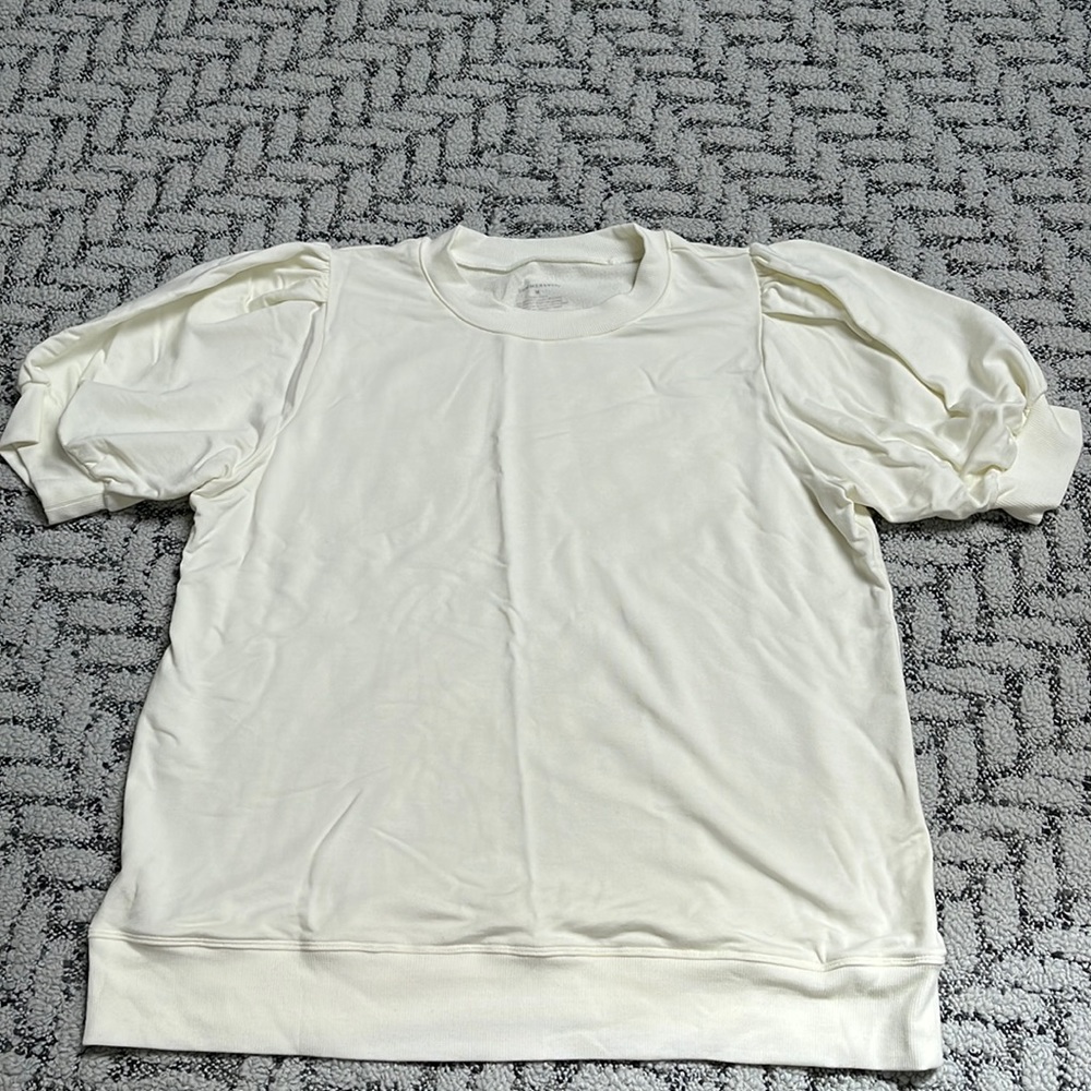 Summersalt puff sleeve sweatshirt size Medium